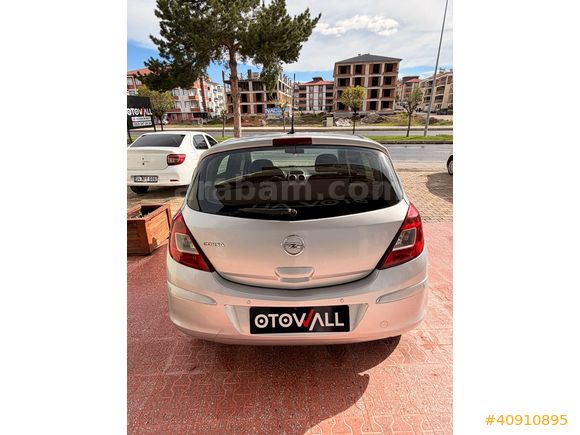 OTOWALL 2013 MODEL OPEL CORSA 1.4 TWİNPORT ESSENTİA OTOMOTİK