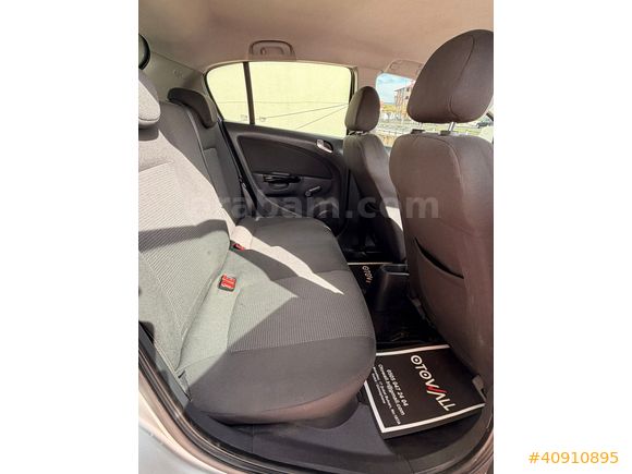 OTOWALL 2013 MODEL OPEL CORSA 1.4 TWİNPORT ESSENTİA OTOMOTİK