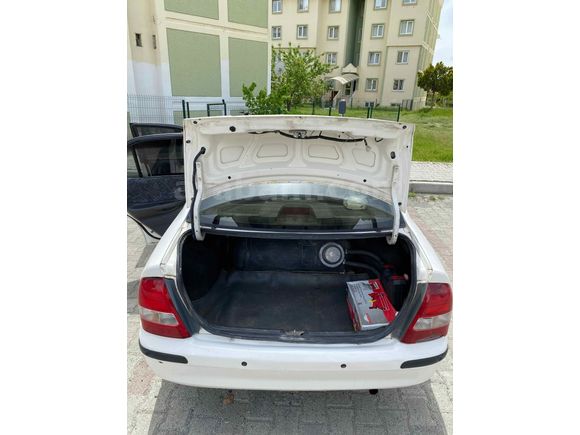 Sahibinden Mazda 323 1.5 Familia 2000 Model Erzincan 331.000 km