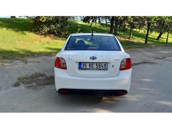 Sahibinden Kia Rio 1.5 CRDi Trend 2011 Model