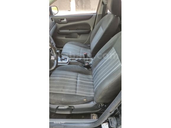 Sahibinden Ford Focus 1.6 Comfort Otomatik  2011 Model  272.000 km Siyah