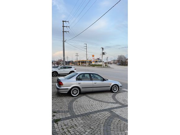 1999 CİVİC TEK DEĞİŞEN DOSTA GİDER  