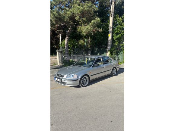 1999 CİVİC TEK DEĞİŞEN DOSTA GİDER  