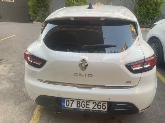 SAHİBİNDEN  HATASIZ BOYASIZ TRAMERSİZ RENAULT CLIO 1.5 DCI ICON  2017 MODEL FULL PAKET  