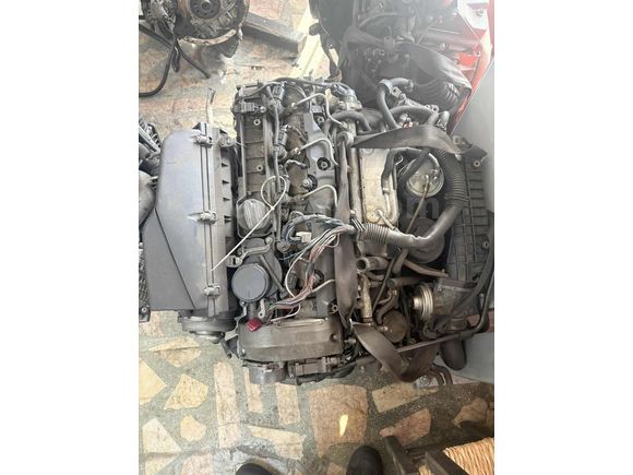 MERCEDES E270 CDİ 612 KODLU KOMPLE MOTOR