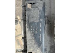 Volkswagen Jetta Arka Panel Lastiği (2011-2018) - 5C6863459