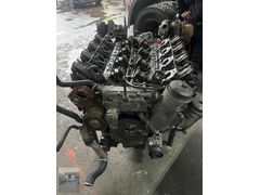 V 8 Mercedes motor