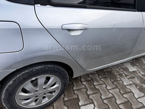 Pazarlıksız Renault Symbol 1.2 Authentique 2012 Model 