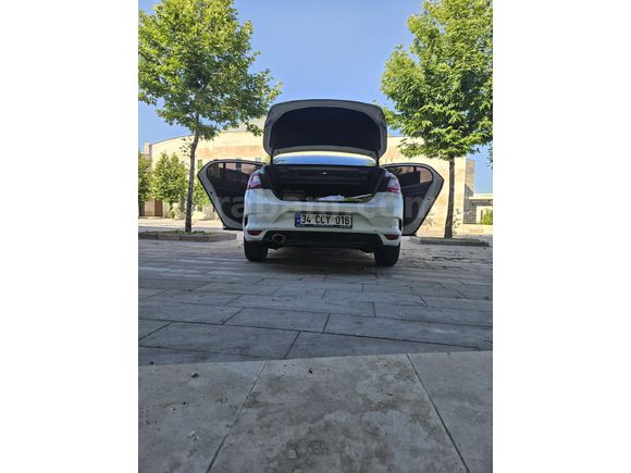Sahibinden Renault Megane 1.5 dCi Touch 2019 Model  134.450 km Beyaz