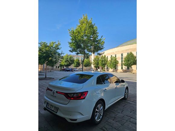 Sahibinden Renault Megane 1.5 dCi Touch 2019 Model  134.450 km Beyaz