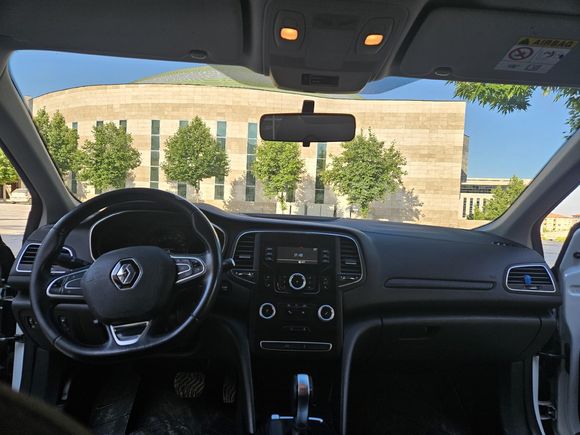 Sahibinden Renault Megane 1.5 dCi Touch 2019 Model  134.450 km Beyaz
