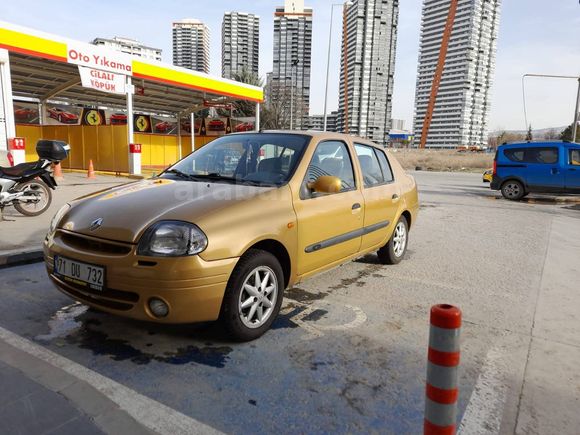 Sahibinden Renault Clio 1.4 2001 Model  16v