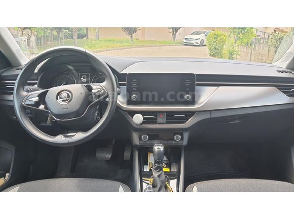 Sahibinden Skoda Scala 1.0 TSI Premium 2021 Model Bursa 105.000 km Siyah