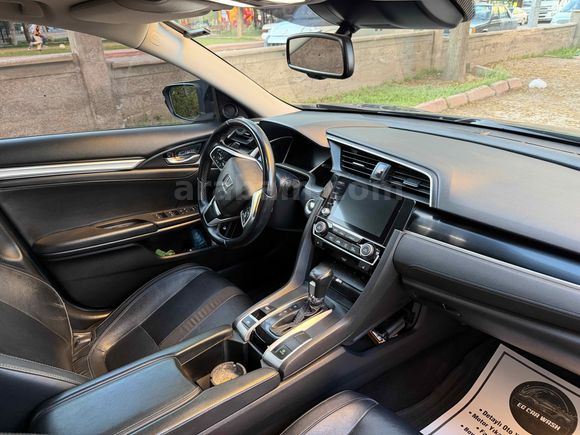 Sahibinden Honda Civic 1.5 i-VTEC Executive Plus 2021 Model  125.000 km Füme