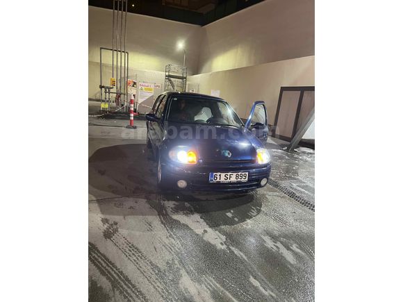 Sahibinden Renault Clio 1.6 RXT 2000 Model  350.000 km Mavi