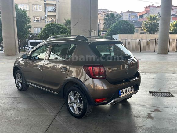 Galeriden Dacia Sandero 1.5 dCi Stepway 2017 Model Kocaeli