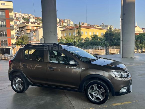 Galeriden Dacia Sandero 1.5 dCi Stepway 2017 Model Kocaeli