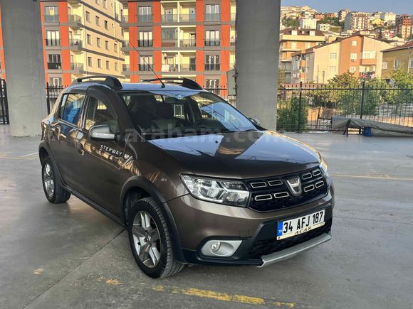 Galeriden Dacia Sandero 1.5 dCi Stepway 2017 Model Kocaeli