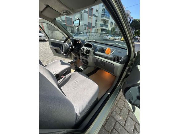 Sahibinden Renault Clio 1.5 dCi Expression 2002 Model 