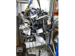 Volkswagen T8 Transporter 2.0 TDİ DNA Dolu Motor