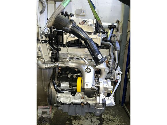 Volkswagen Crafter 2.0 TDİ DNA Sıfır Dolu Motor