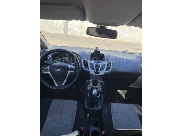 Sahibinden Ford Fiesta 1.4 TDCi Titanium X 2011 Model 