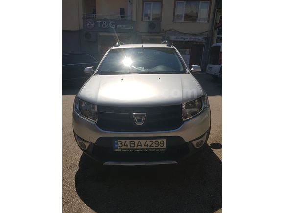 Memurdan Dacia Sandero 1.5 dCi Stepway 2015 Model 