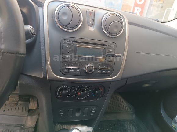 Memurdan Dacia Sandero 1.5 dCi Stepway 2015 Model