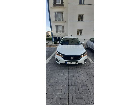 Sahibinden Honda City 1.5 i-VTEC Executive 2024 Model hatasız boyasız