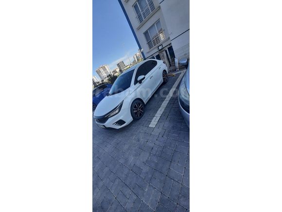 Sahibinden Honda City 1.5 i-VTEC Executive 2024 Model hatasız boyasız