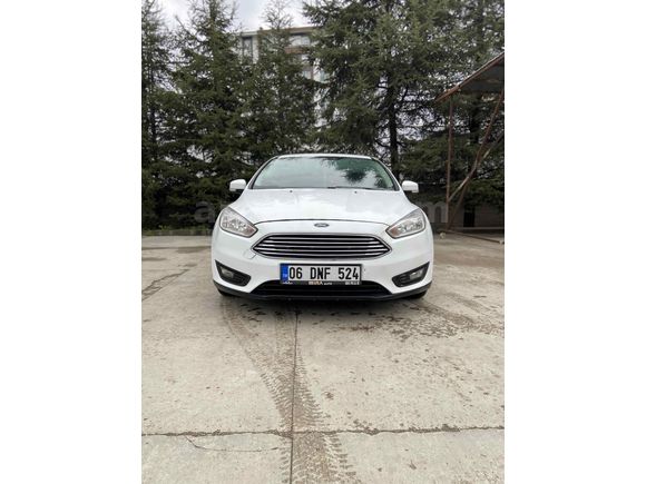 Sahibinden Ford Focus 1.5 TDCi Trend X 2017 Model  230.000 km Beyaz