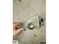 FORD FOCUS 2.5 BENZİNLİ GAZ KELEBEĞİ ORİJİNAL ÇIKMA