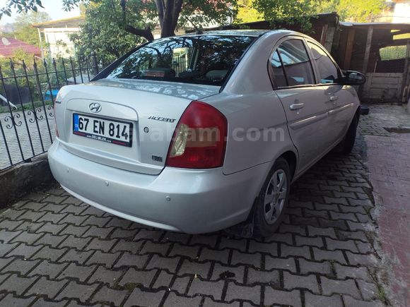Sahibinden Hyundai Accent Era 1.5 CRDi Style 2011 Model