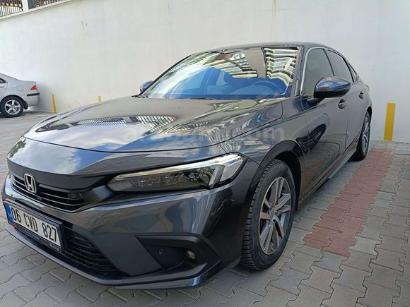 Sahibinden Honda Civic 1.5 i-VTEC Eco Elegance 2021 Model 
