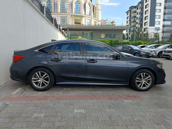Sahibinden Honda Civic 1.5 i-VTEC Eco Elegance 2021 Model 