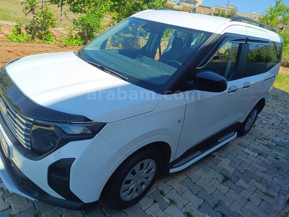 Sahibinden Ford Tourneo Courier 1.5 EcoBlue Deluxe 2024 Model  39.600 km Beyaz