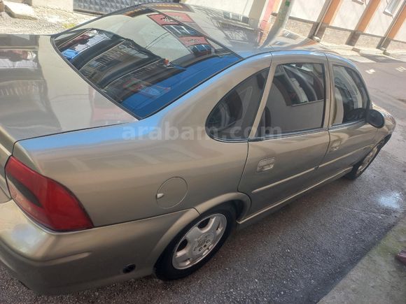 Sahibinden Opel Vectra 2.0 CD 2000 Model