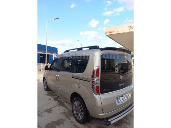 OTOMOBİL RUHSATLI BOYASIZ DEĞİŞENSİZ Fiat Doblo Combi 1.6 Multijet Premio 2011 Model 