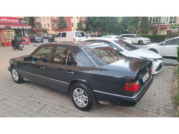 Sahibinden Mercedes - Benz 200 E 1990 Model
