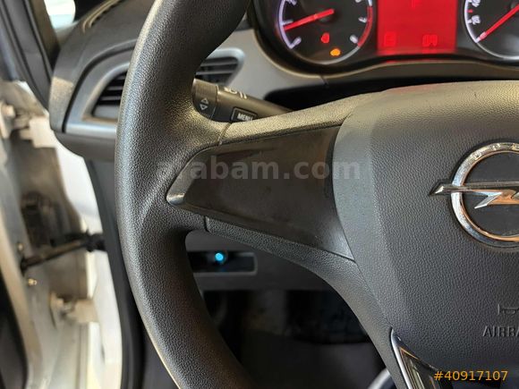 | UNIQ AUTO | 2016 OPEL CORSA 1.4 ESSENTIA OTOMATIK