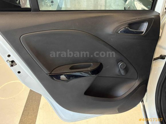 | UNIQ AUTO | 2016 OPEL CORSA 1.4 ESSENTIA OTOMATIK