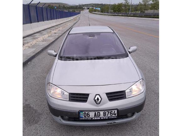 Sahibinden Renault Megane 1.6 Dynamique 2004 Model  357.000 km Gri