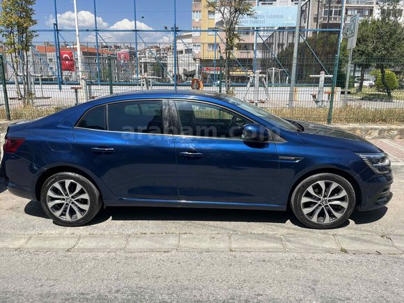 Sahibinden Renault Megane 1.3 TCe Icon 2024 Model 