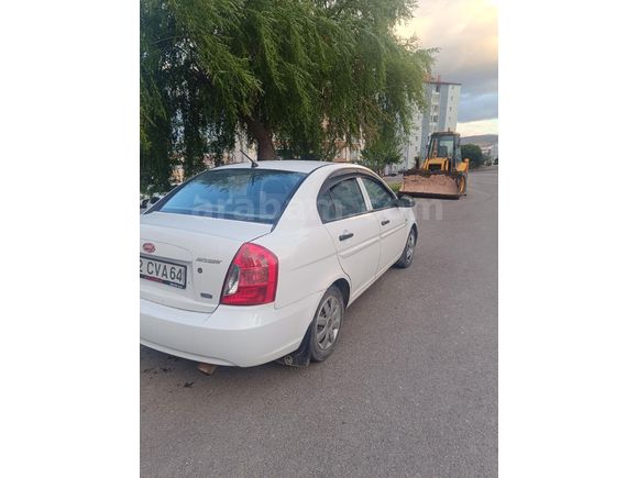 Bu Fiyata kaçmaz ihtiyaç fazlası Hyundai accent Era