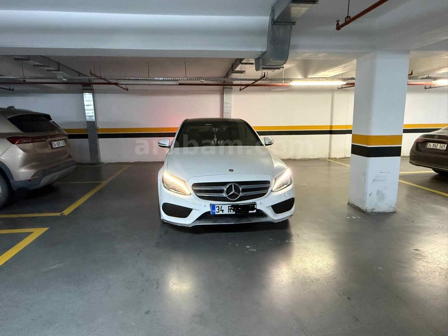 Sahibinden Mercedes - Benz C 180 AMG 2016 Model İstanbul 82.410 km Beyaz 3