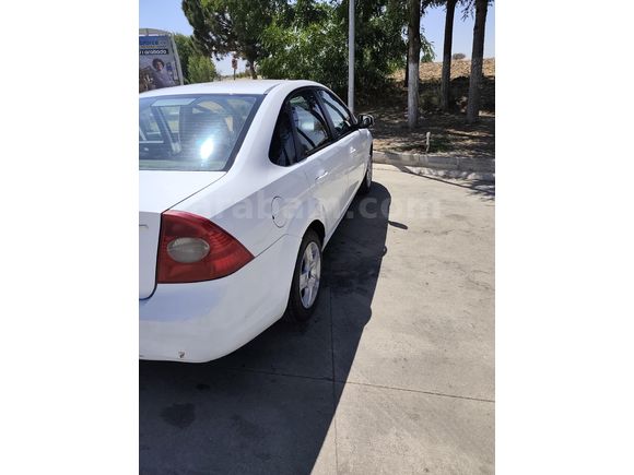 Sahibinden Ford Focus 1.6 TDCi Trend X 2011 Model