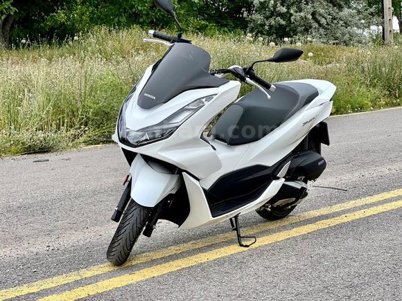 2022 MODEL HONDA PCX 125 HATASIZ BOYASIZ --660 km'de--