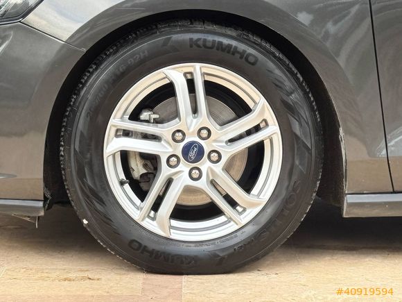 DGR MOTORSDAN 2020 MODEL FORD FOCUS 1.5 TDCİ TREND X 120 HP