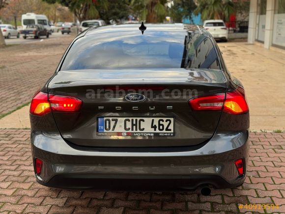 DGR MOTORSDAN 2020 MODEL FORD FOCUS 1.5 TDCİ TREND X 120 HP