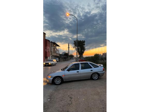 Sahibinden Ford Escort 1.6 CLX 1999 Model